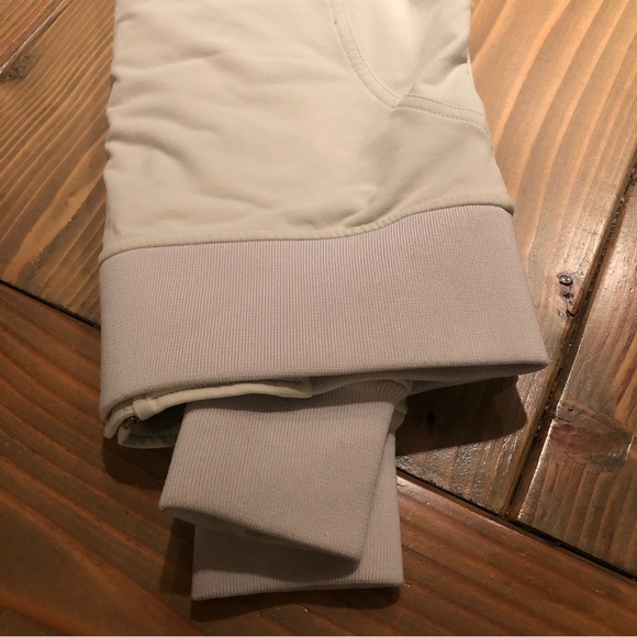 The North Face Hooded Shell Jacket (Women’s XS) - Picture 8 of 13